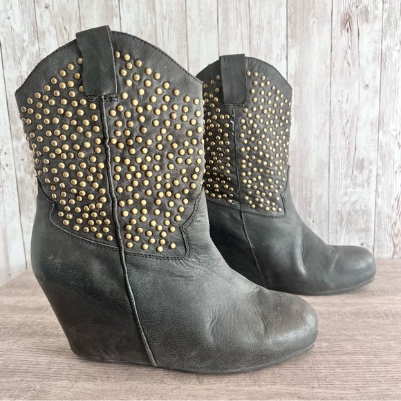 Jeffrey Campbell Studded Western Leather Wedge Boots Size 8.5 - Picture 1 of 8